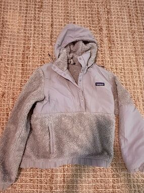 Patagonia Hooded Sherpa Pullover in Light Taupe